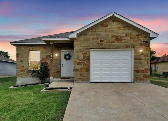 Property at 104 W Avenue C Ave, Jarrell, TX 76537, 3 beds, 2 baths