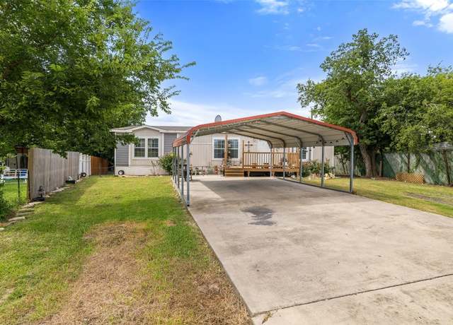 Property at 418 Lenora Dr, Taylor, TX 76574, 3 beds, 2 baths