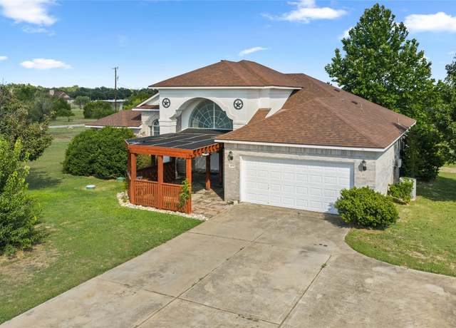 Property at 109 River View Rd, Liberty Hill, TX 78642, 4 beds, 2 baths