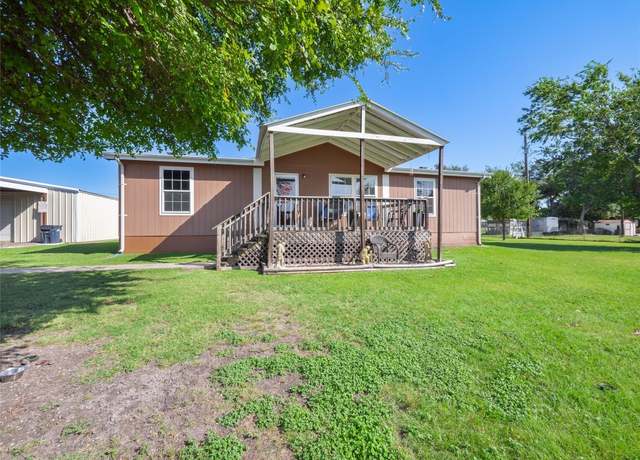 Property at 1200 County Road 226, Florence, TX 76527, 3 beds, 2 baths