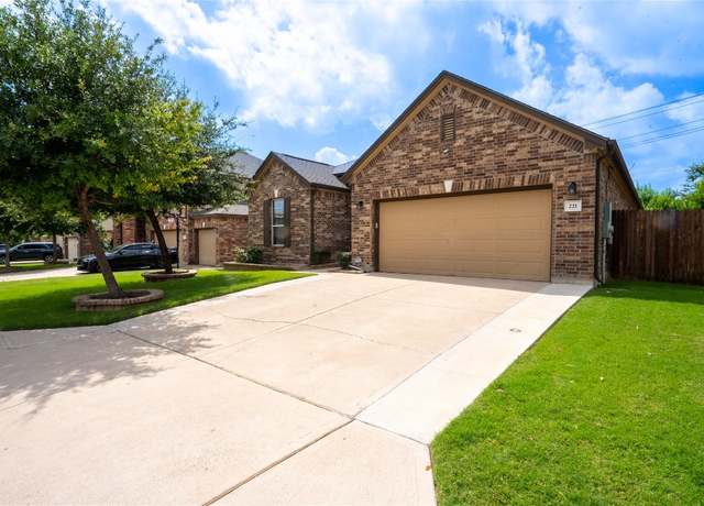Property at 221 Culebra Dr, Georgetown, TX 78626, 3 beds, 2 baths