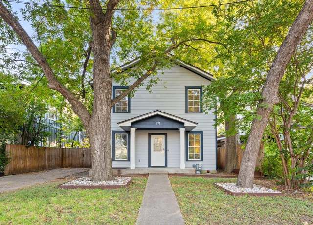 Property at 611 W Johanna St, Austin, TX 78704, 3 beds, 2.5 baths