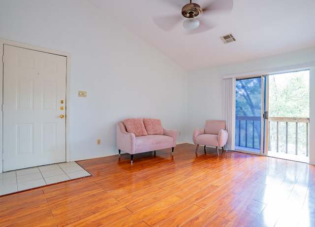 Property at 6903 Deatonhill Dr #19, Austin, TX 78745, 1 bed, 1 bath