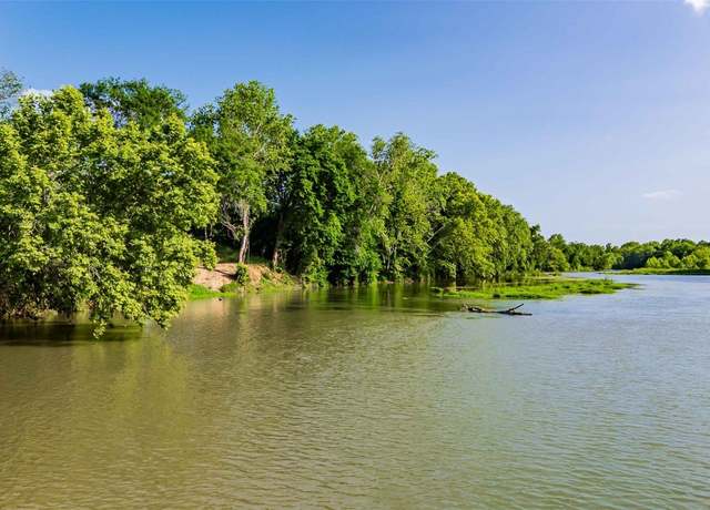 Property at 256 Greasy Bend Rd, Smithville, TX 78957