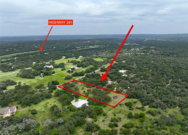 Property at 318 Crooked Oak Dr, Spring Branch, TX 78070