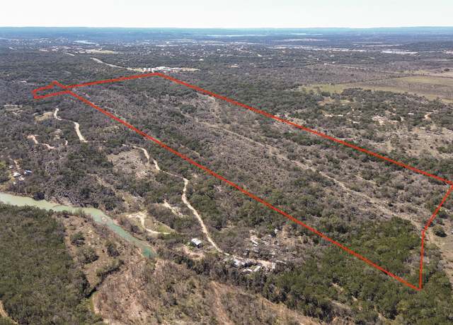 Property at 1011 Adventure Trl, Marble Falls, TX 78654