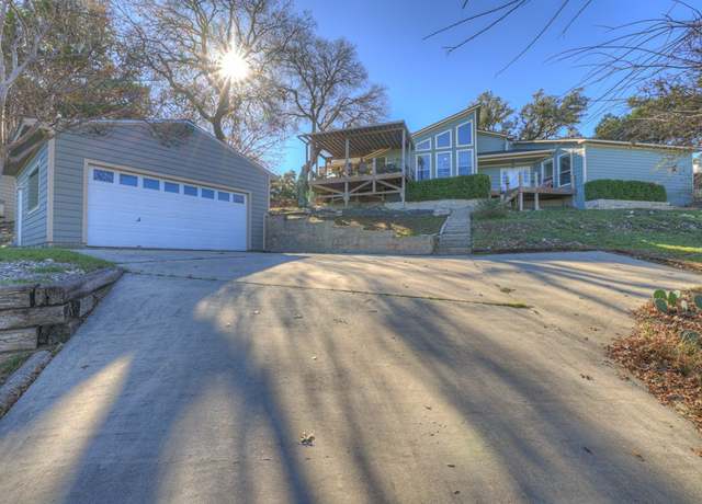 Property at 1518 Lakeside Dr W, Canyon Lake, TX 78133, 3 beds, 4 baths