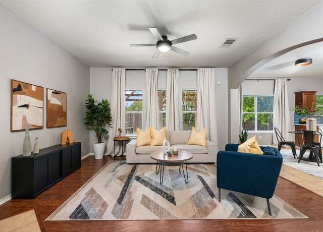 Property at 8701 Meridian Oak Ln, Austin, TX 78744, 4 beds, 2.5 baths