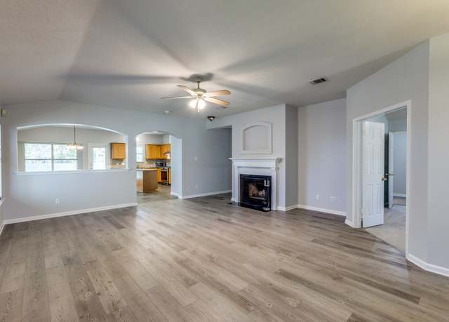 Property at 15737 Cadoz Dr, Austin, TX 78728, 3 beds, 2 baths
