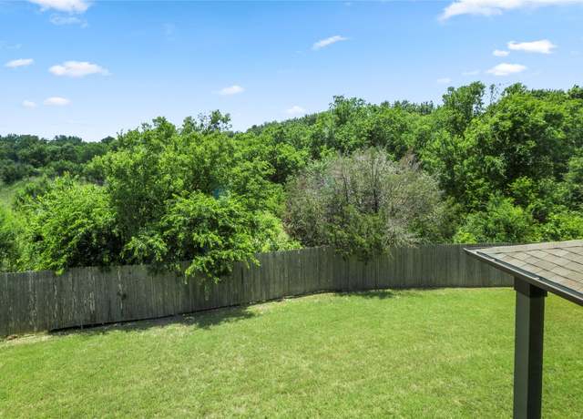 Property at 915 Thrasher Glade Dr, Austin, TX 78660, 5 beds, 2.5 baths