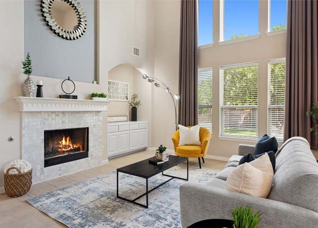 Property at 114 Briarpatch Ct, Austin, TX 78737, 4 beds, 3 baths