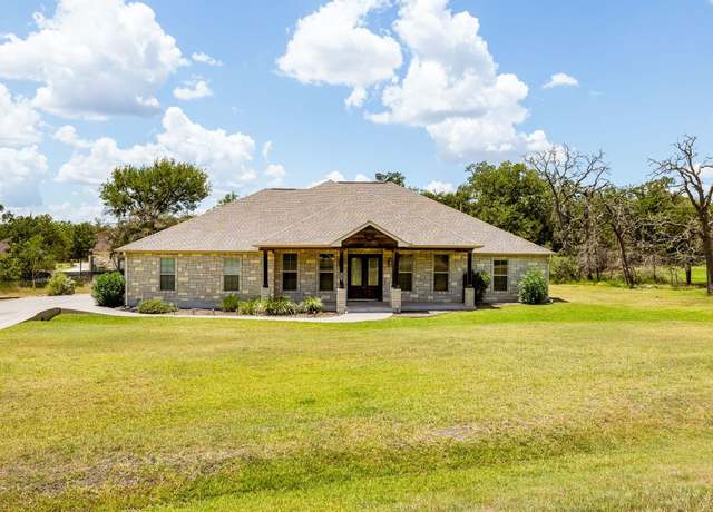 Property at 140 Winchester Rd, Bastrop, TX 78602, 3 beds, 3 baths