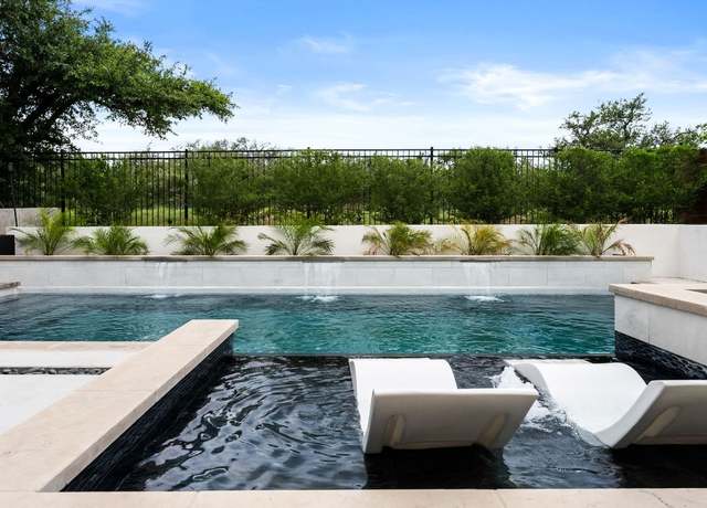 Property at 7612 Ecureil Dr, Austin, TX 78738, 6 beds, 4 baths