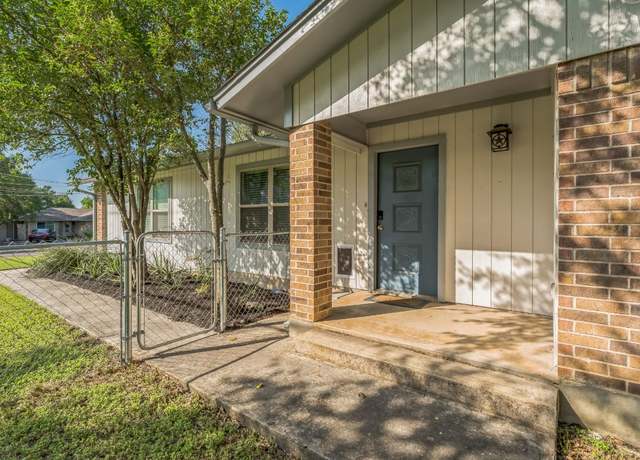 Property at 500 Park Pl, San Marcos, TX 78666, 3 beds, 2 baths