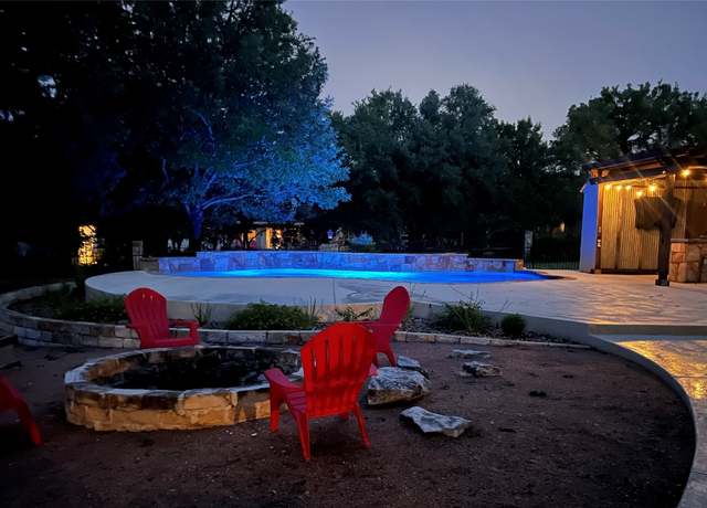 Property at 104 Standing Oak Dr, Georgetown, TX 78633, 4 beds, 4 baths