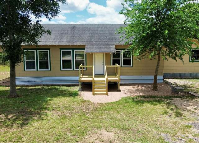 Property at 121 Wyers Pl, Cedar Creek, TX 78612, 4 beds, 2 baths