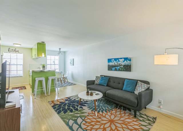 Property at 300 Crockett St #210, Austin, TX 78704, 1 bed, 1 bath