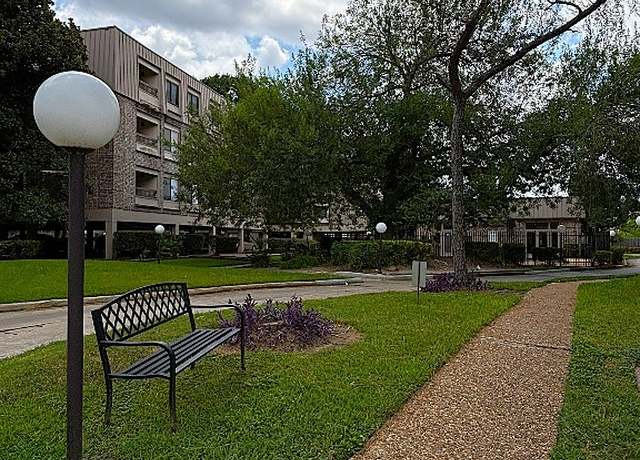Property at 2207 S Braeswood Blvd Unit 41E, Houston, TX 77030, 2 beds, 1 bath