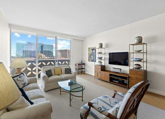 Property at 1801 Lavaca St Unit 5E, Austin, TX 78701, 2 beds, 2 baths