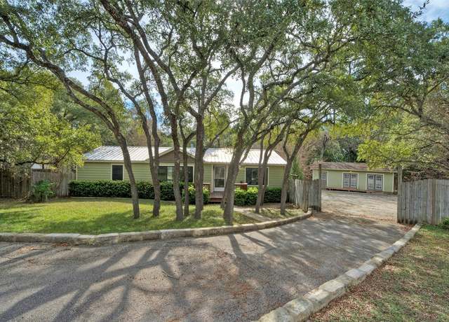 Property at 125 Queen Anne Cir, Canyon Lake, TX 78133, 3 beds, 2 baths