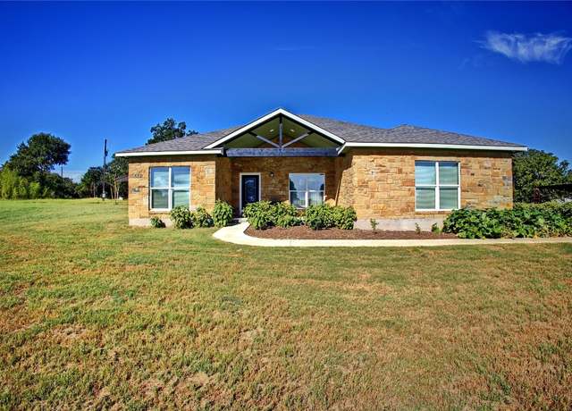 Property at 1597 County Road 314, Lexington, TX 78947, 4 beds, 3 baths