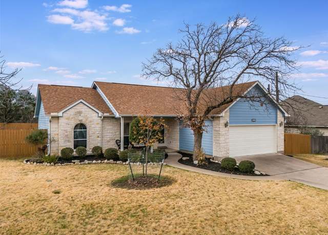 Property at 123 W Greenbriar Dr, Marble Falls, TX 78654, 3 beds, 2 baths