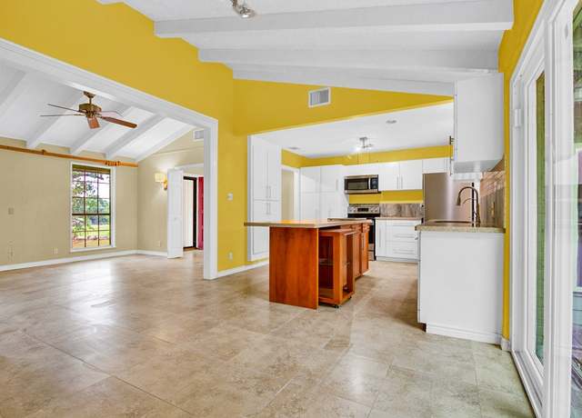 Property at 340 Tuck St, Cedar Creek, TX 78612, 3 beds, 2 baths