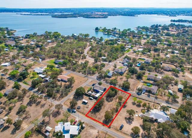 Property at 338 E Sweetbriar Dr, Marble Falls, TX 78654