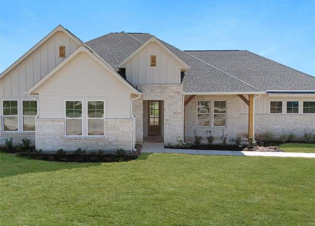 Property at 111 Water Vessel Ct, Smithville, TX 78957, 4 beds, 4.5 baths
