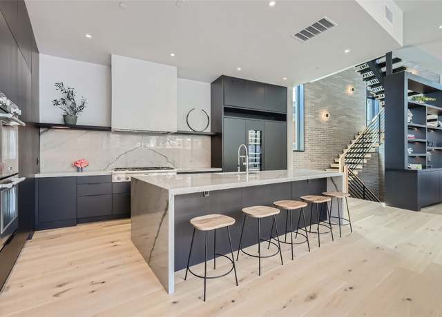 Property at 1315 W 9th St Unit B, Austin, TX 78703, 3 beds, 3 baths