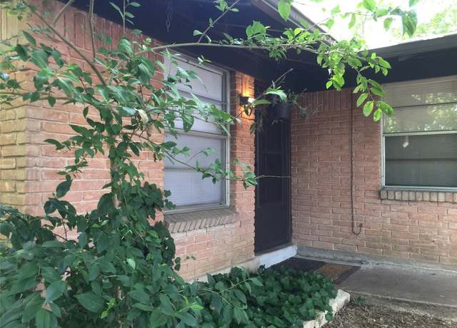 Property at 2403 Sherwood Ln, Austin, TX 78704, 4 beds, 2 baths