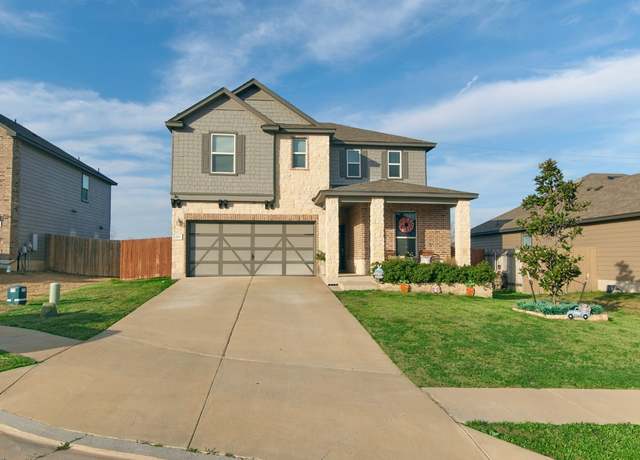Property at 220 Saranac Dr, Elgin, TX 78621, 3 beds, 2.5 baths