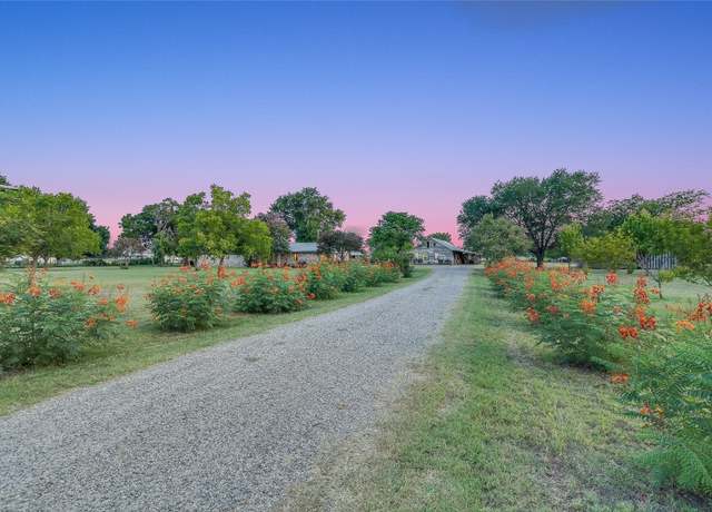 Property at 2421 Post Oak Rd, Webberville, TX 78653, 4 beds, 3 baths