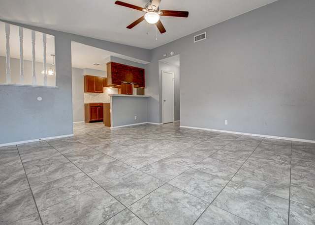 Property at 4401 Teri Rd, Austin, TX 78744, 6 beds, 2 baths