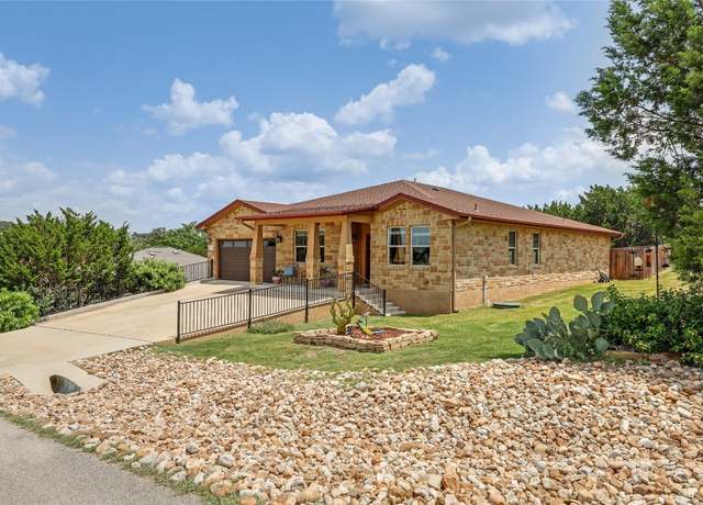 Property at 2801 Douglas Cv, Lago Vista, TX 78645, 3 beds, 2 baths