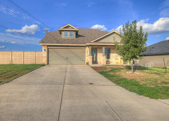 Property at 2491 Diamondback Trl, New Braunfels, TX 78130, 4 beds, 2.5 baths