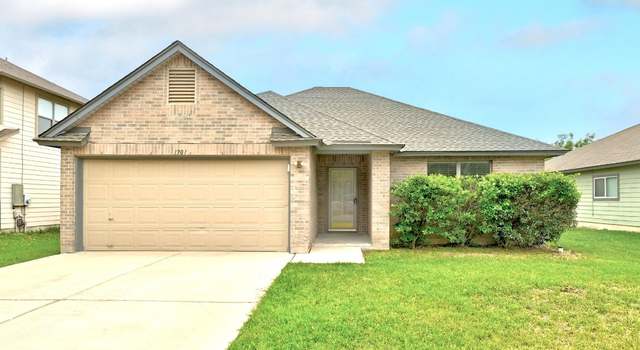 Photo of 1701 Apollo Cir, Round Rock, TX 78664