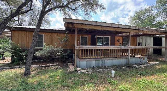 Photo of 410 14th St, Blanco, TX 78606