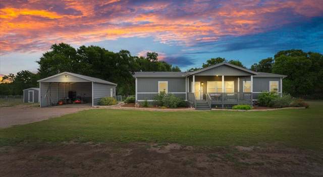 Photo of 137 Hurst Place Blvd, Lampasas, TX 76550