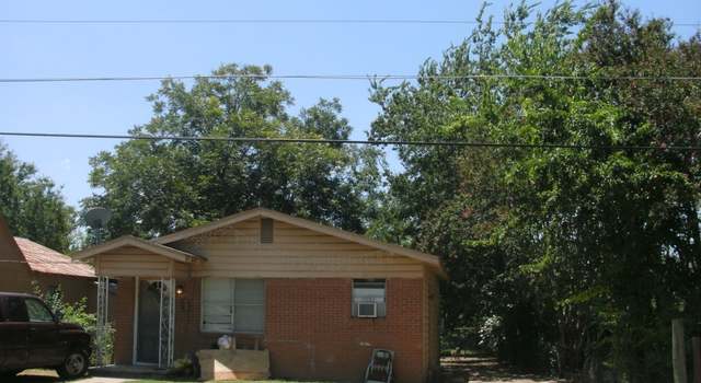 Photo of 414 S Avenue A, Elgin, TX 78621