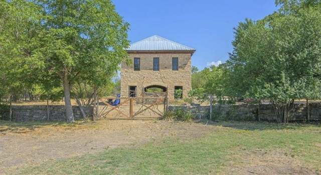 Photo of 426 E Rr 962 Rnch, Round Mountain, TX 78663
