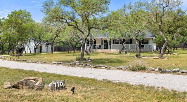 Photo of 710 Ranchview Dr, Johnson City, TX 78636