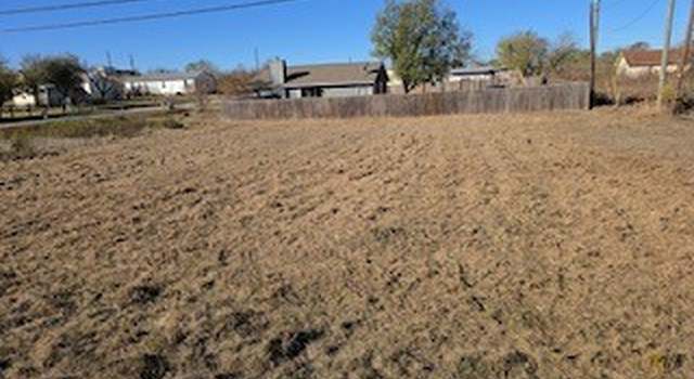Photo of 406 S Commerce St, Coupland, TX 78615