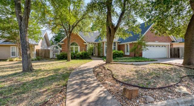 Photo of 513 W College St, Fredericksburg, TX 78624