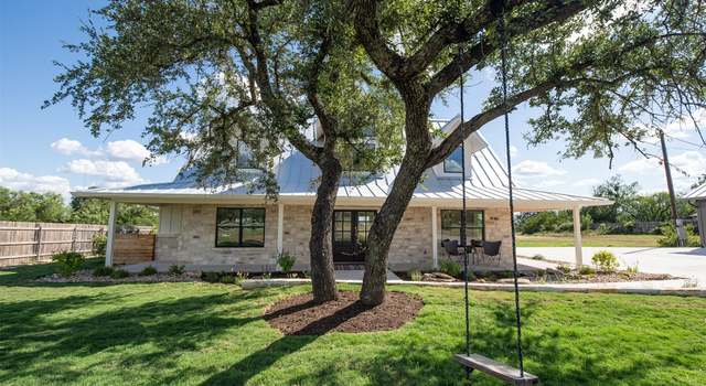Photo of 202 Stadium View Dr, Marble Falls, TX 78654