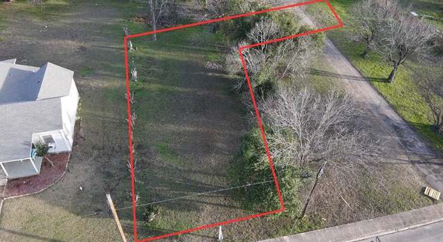 Photo of 725 Centre St, San Marcos, TX 78666