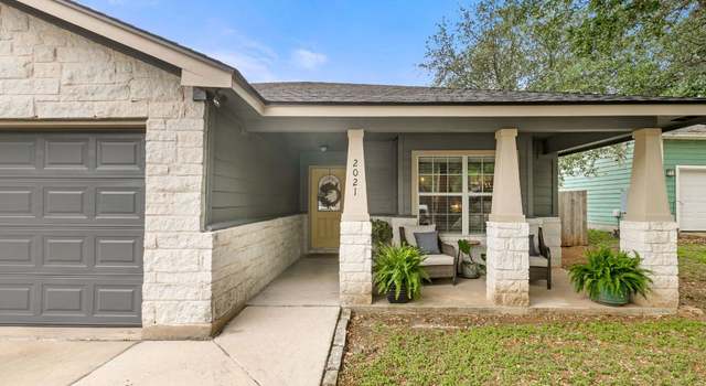 Photo of 2021 Ridge View Dr, San Marcos, TX 78666