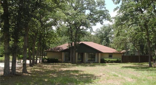 Photo of 120 Wedgewood Ln, Elgin, TX 78621
