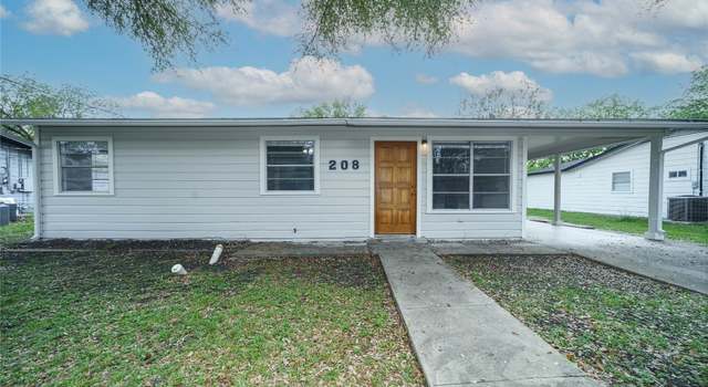 Photo of 208 Oakdale Dr, San Marcos, TX 78666