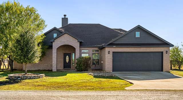 Photo of 300 Engelke Rd, Kyle, TX 78640